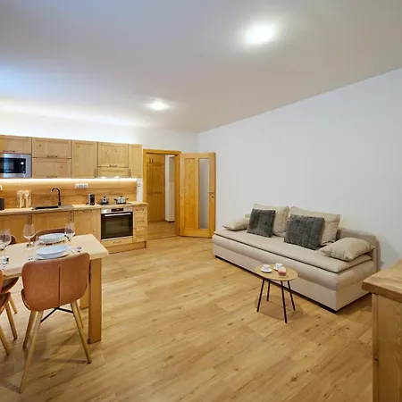 Apartahotel Spindl Self Check-in & Sauna 4*