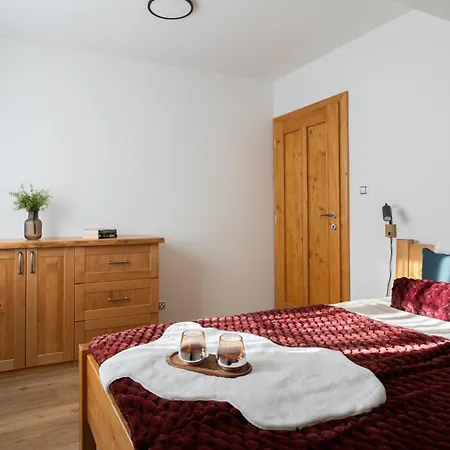 Apartahotel Spindl Self Check-in & Sauna 4*