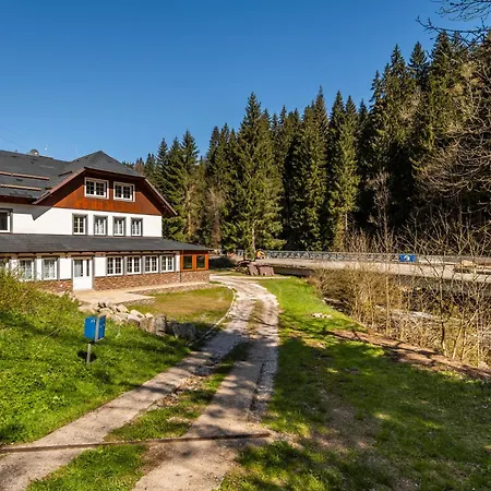 Spindl Self Check-in & Sauna Špindlerŭv Mlýn