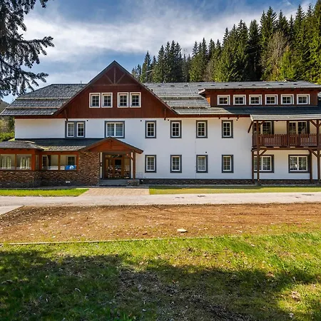 Spindl Self Check-in & Sauna Apart-hotel Špindlerŭv Mlýn