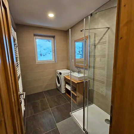 Spindl Self Check-in & Sauna Aparthotel 4*